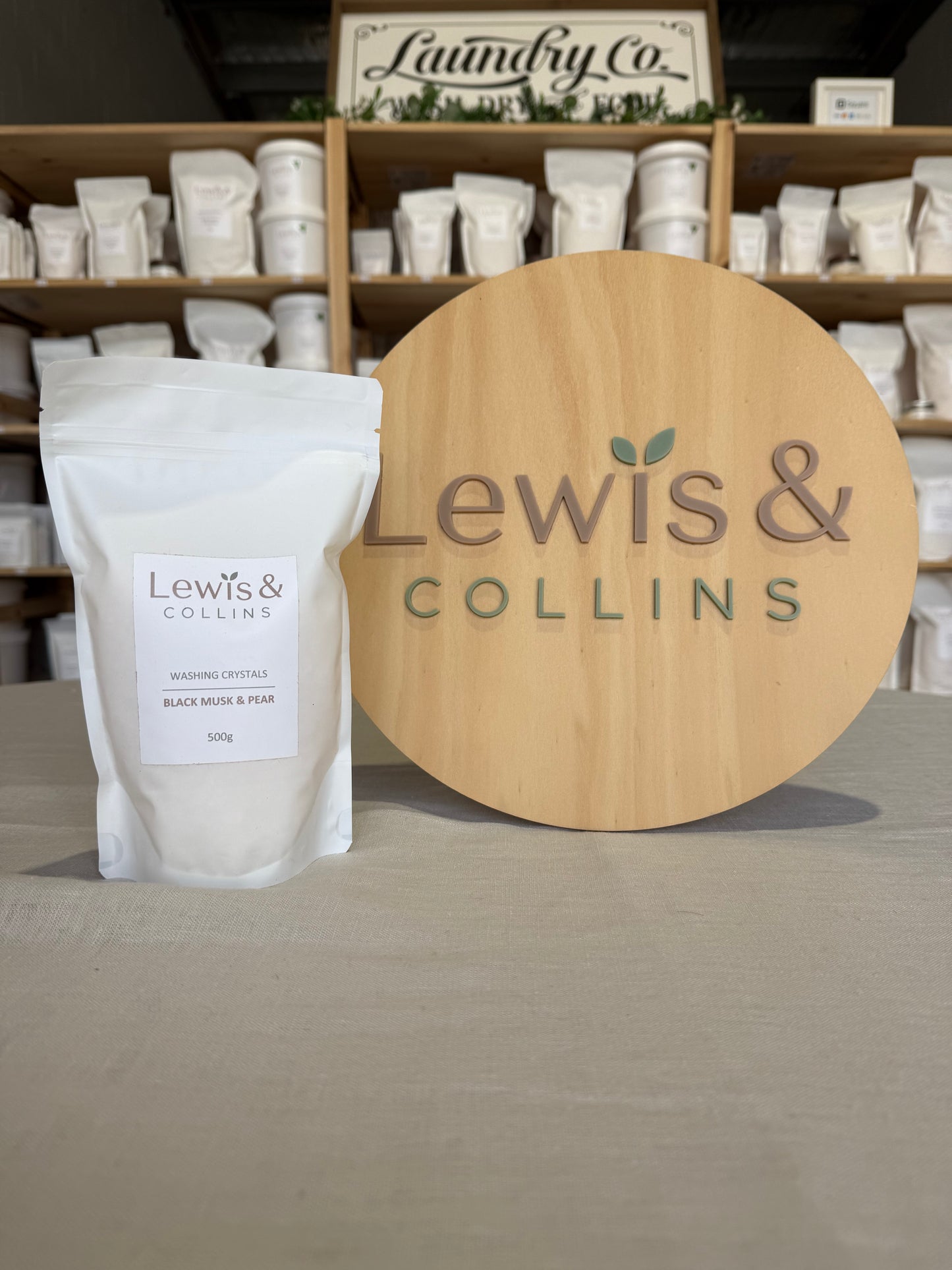 Black Musk & Pear Washing Crystals