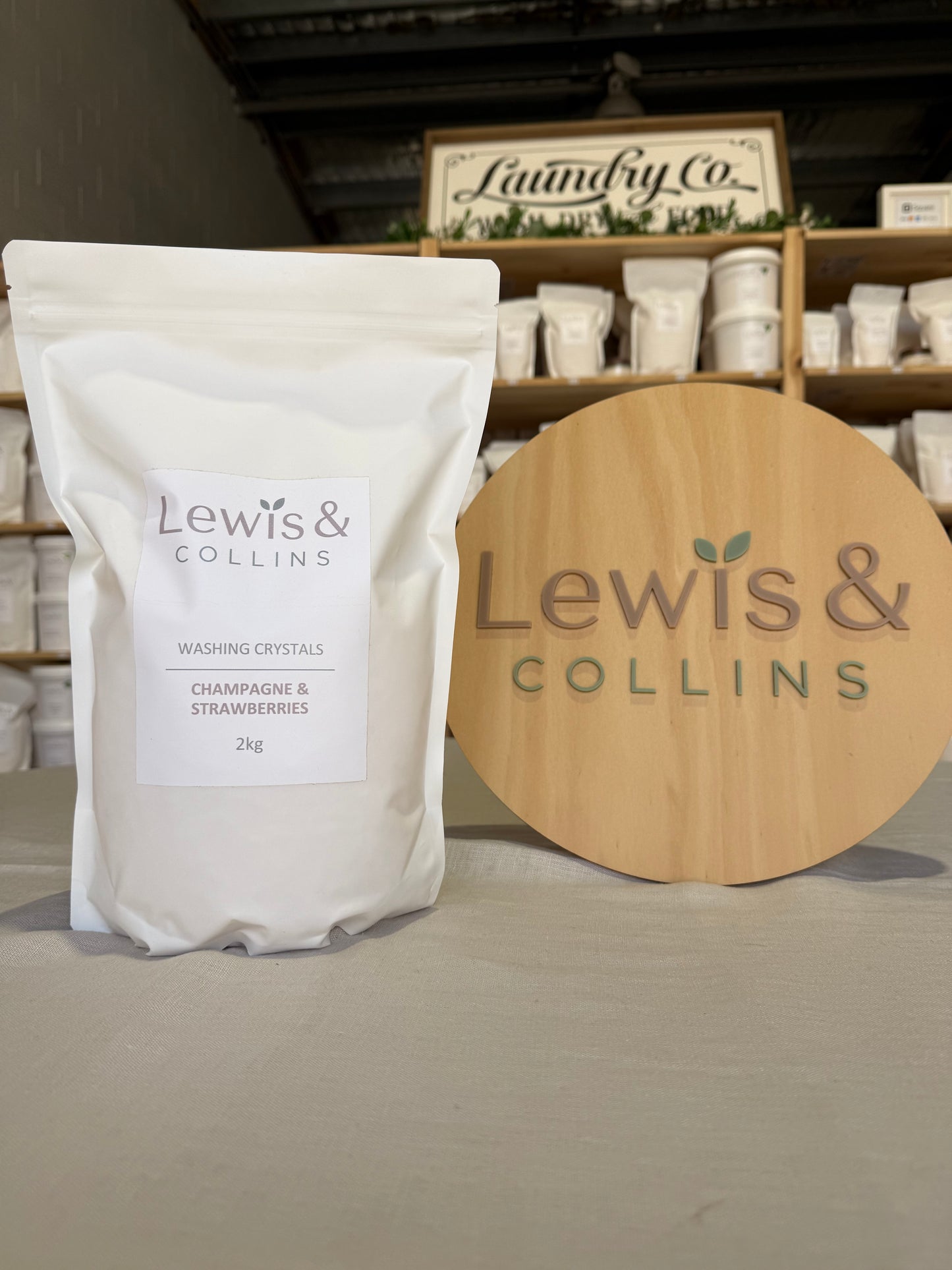 Champagne & Strawberries Washing Crystals