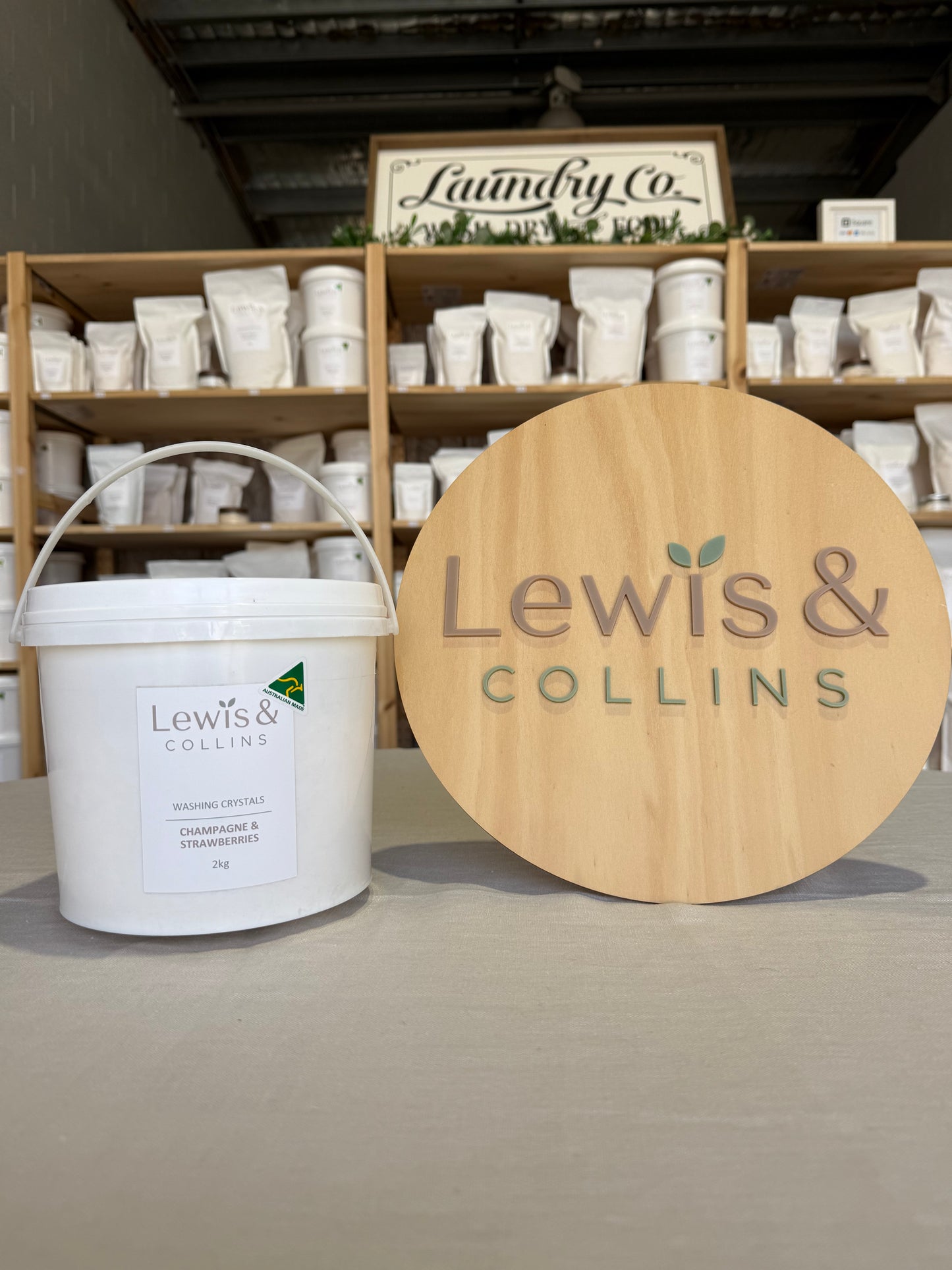 Champagne & Strawberries Washing Crystals