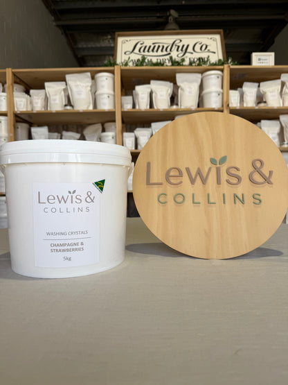 Champagne & Strawberries Washing Crystals