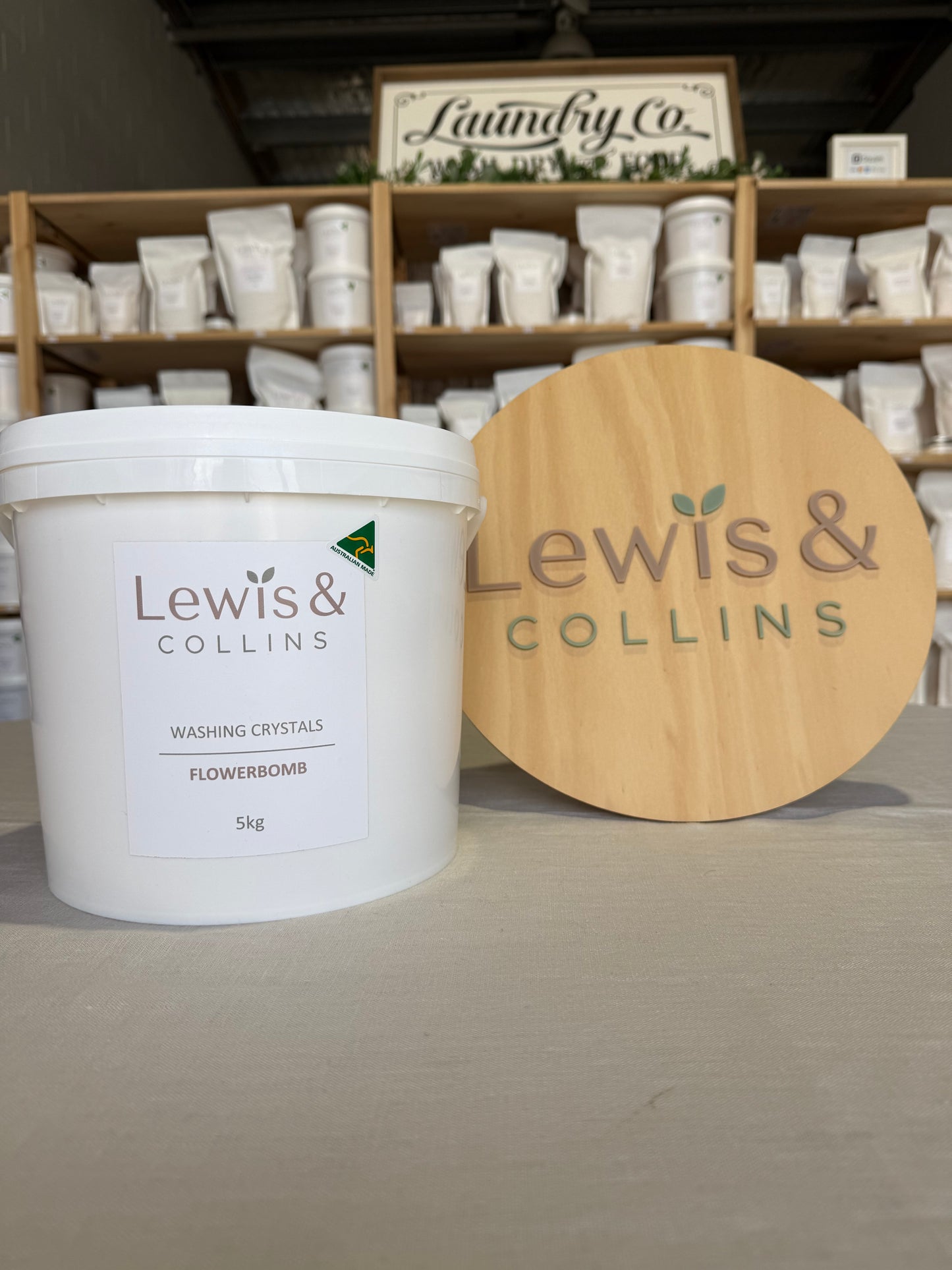 Flowerbomb Washing Crystals