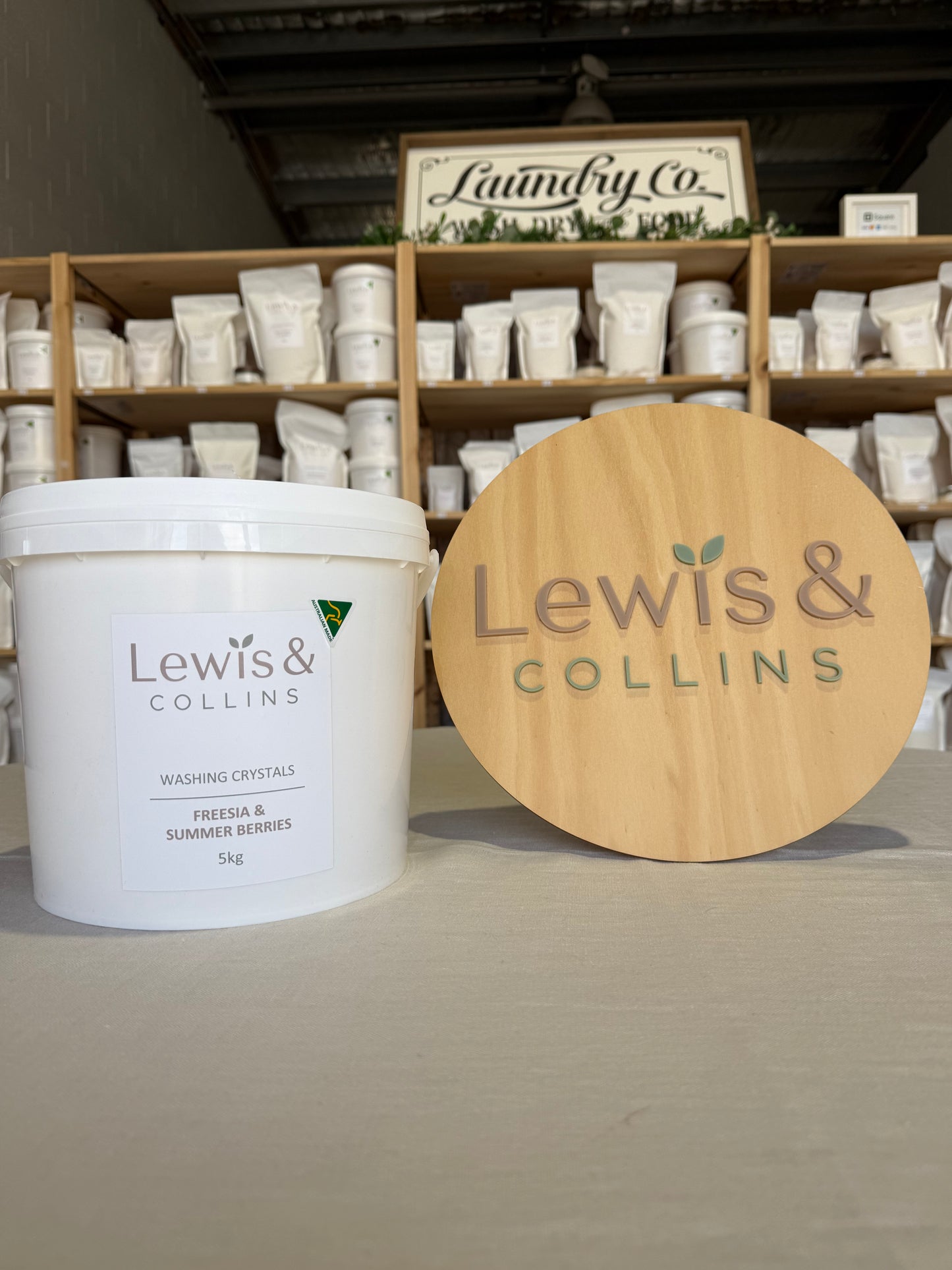 Freesia & Summer Berries Washing Crystals